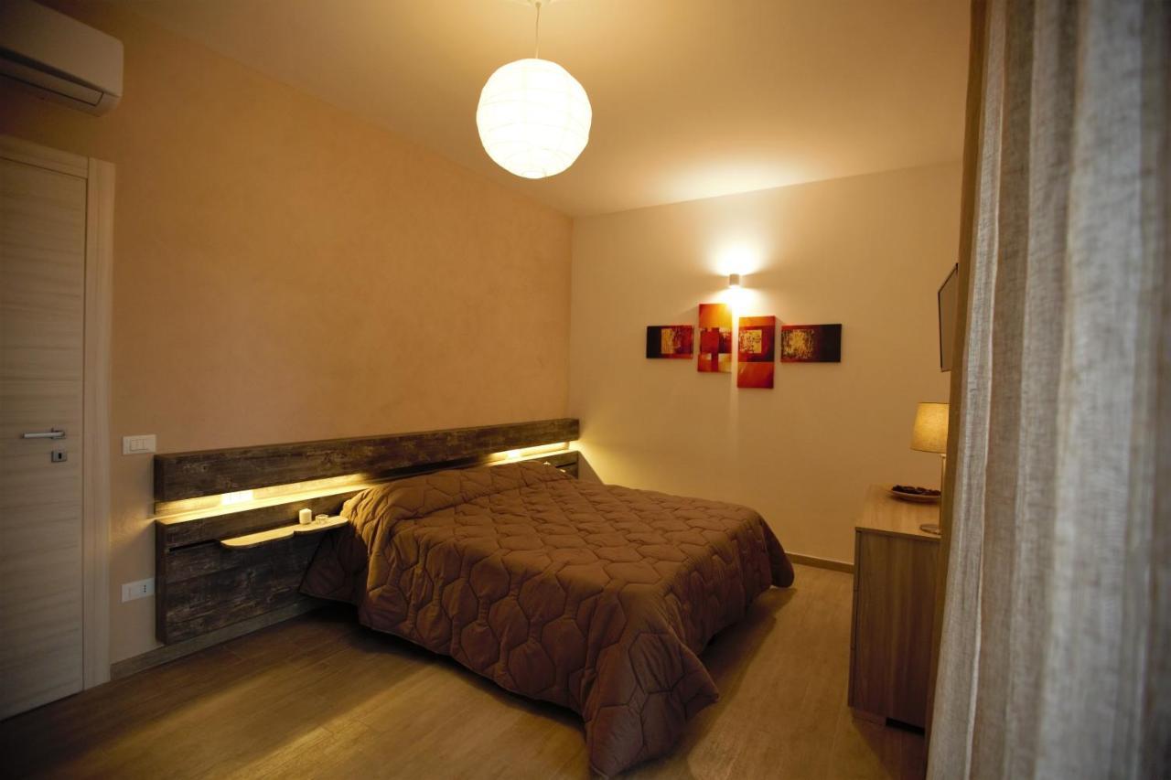 Phalanthos Taranto Bed and Breakfast Buitenkant foto